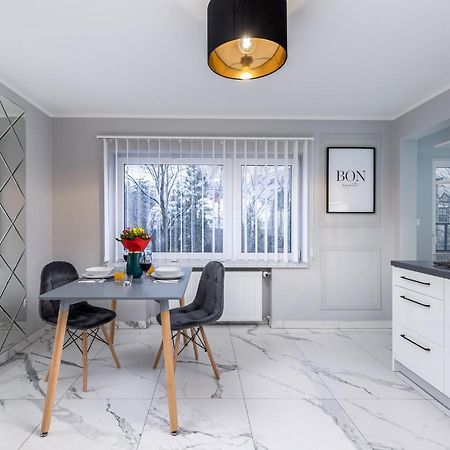 Exclusive Apartment Centrum 2 Wadowice Kültér fotó