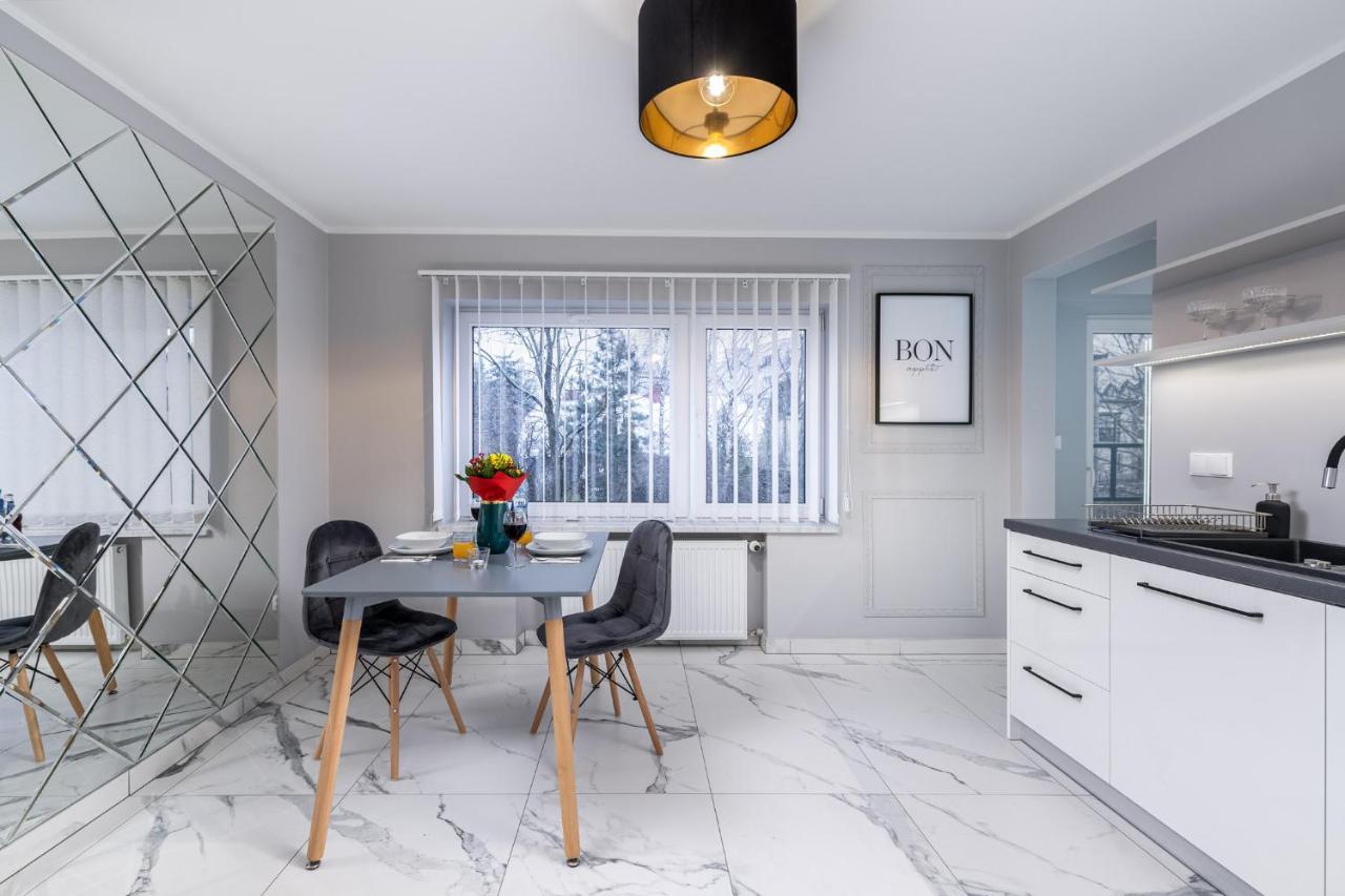 Exclusive Apartment Centrum 2 Wadowice Kültér fotó